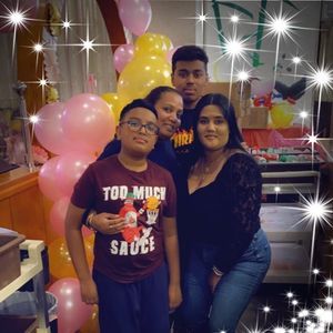 Meet your Posher, Devica